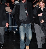 2008-12-10-Candids-Outside-Late-Show-With-David-Letterman-006.jpg
