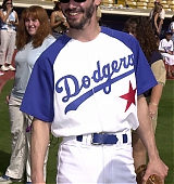 2001-08-04-Hollywood-All-Stars-Baseball-Game-012.jpg