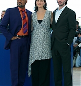 2003-05-13-56th-Cannes-Film-Festival-The-Matrix-Reloaded-Photocall-064.jpg