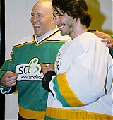 2003-08-17-3rd-Annual-Sctore-Celebrity-Charity-Hockey-Game-002.jpg