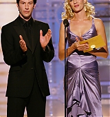 2004-01-25-61st-Golden-Globe-Awards-012.jpg
