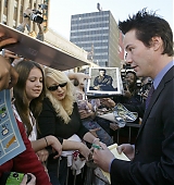 2005-01-31-Keanu-Honored-with-a-Star-On-The-Hollywood-Walk-of-Fame-003.jpg