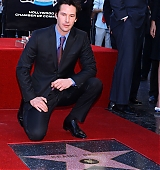 2005-01-31-Keanu-Honored-with-a-Star-On-The-Hollywood-Walk-of-Fame-012.jpg