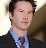 2005-01-31-Keanu-Honored-with-a-Star-On-The-Hollywood-Walk-of-Fame-035.jpg