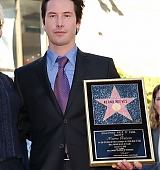 2005-01-31-Keanu-Honored-with-a-Star-On-The-Hollywood-Walk-of-Fame-047.jpg