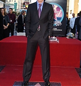 2005-01-31-Keanu-Honored-with-a-Star-On-The-Hollywood-Walk-of-Fame-066.jpg