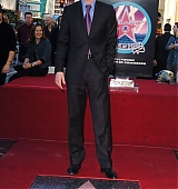 2005-01-31-Keanu-Honored-with-a-Star-On-The-Hollywood-Walk-of-Fame-071.jpg