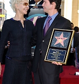 2005-01-31-Keanu-Honored-with-a-Star-On-The-Hollywood-Walk-of-Fame-109.jpg