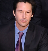 2005-01-31-Keanu-Honored-with-a-Star-On-The-Hollywood-Walk-of-Fame-123.jpg