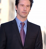 2005-01-31-Keanu-Honored-with-a-Star-On-The-Hollywood-Walk-of-Fame-127.jpg
