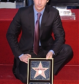 2005-01-31-Keanu-Honored-with-a-Star-On-The-Hollywood-Walk-of-Fame-137.jpg