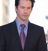 2005-01-31-Keanu-Honored-with-a-Star-On-The-Hollywood-Walk-of-Fame-149.jpg