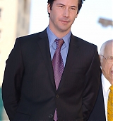 2005-01-31-Keanu-Honored-with-a-Star-On-The-Hollywood-Walk-of-Fame-156.jpg