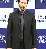 2008-12-17-The-Day-The-Earth-Stood-Still-Tokyo-Press-Conference-026.jpg