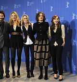 2009-02-09-Berlinale-The-Private-Life-Of-Pippa-Lee-Photocall-028.jpg