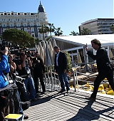 2013-05-20-66th-Cannes-Film-Festival-The-Man-Of-Tai-Chi-Photocall-020.jpg