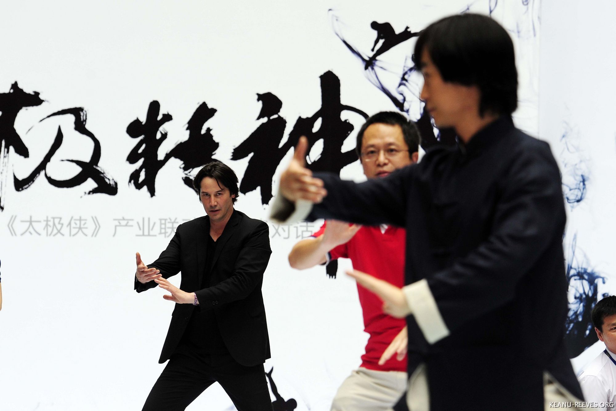 2013-06-20-Man-Of-The-Tai-Chi-Beijing-Press-Conference-044.jpg