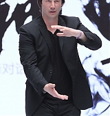 2013-06-20-Man-Of-The-Tai-Chi-Beijing-Press-Conference-019.jpg