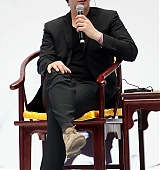 2013-06-20-Man-Of-The-Tai-Chi-Beijing-Press-Conference-025.jpg
