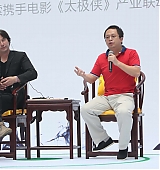 2013-06-20-Man-Of-The-Tai-Chi-Beijing-Press-Conference-027.jpg