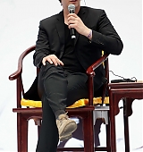 2013-06-20-Man-Of-The-Tai-Chi-Beijing-Press-Conference-042.jpg