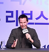 2015-01-08-John-Wick-Seoul-Press-Conference-003.jpg