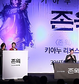 2015-01-08-John-Wick-Seoul-Press-Conference-019.jpg