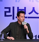 2015-01-08-John-Wick-Seoul-Press-Conference-027.jpg