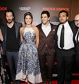 2015-10-07-Knock-Knock-Hollywood-Premiere-020.jpg