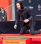 2019-05-14-Hand-and-Foot-Print-Ceremony-At-The-Chinese-Theater-019.jpg