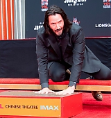 2019-05-14-Hand-and-Foot-Print-Ceremony-At-The-Chinese-Theater-022.jpg