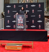 2019-05-14-Hand-and-Foot-Print-Ceremony-At-The-Chinese-Theater-065.jpg