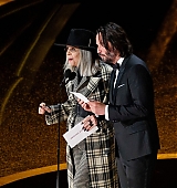 2020-02-09-92nd-Academy-Awards-Stage-013.jpg